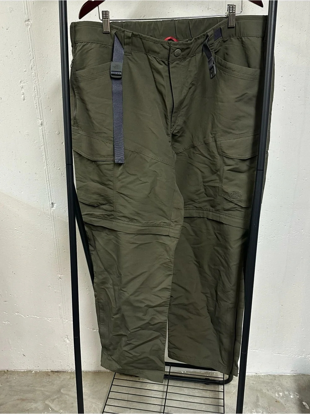 The North Face Men's Olive Convertible Cargo Utility Pants